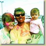 Holi-Family-Pictures-Apr2013 * 1728 x 1728 * (1.26MB)